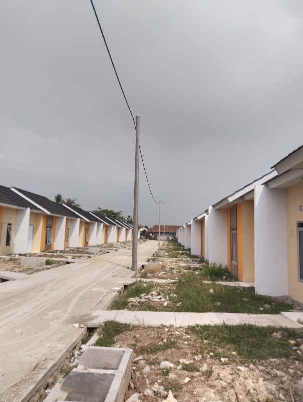 rumah jl raya sriamur tambun utara