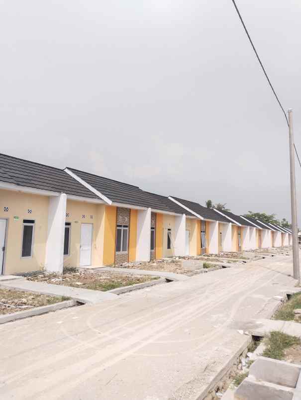 rumah jl raya sriamur tambun utara