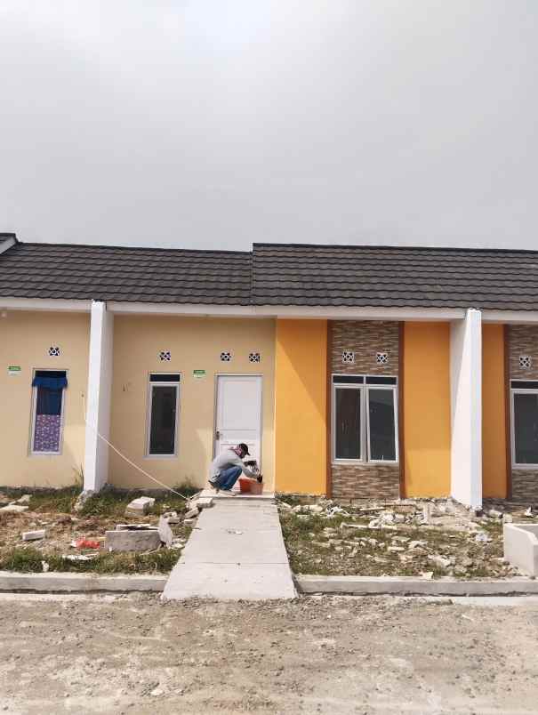 rumah jl raya sriamur tambun utara
