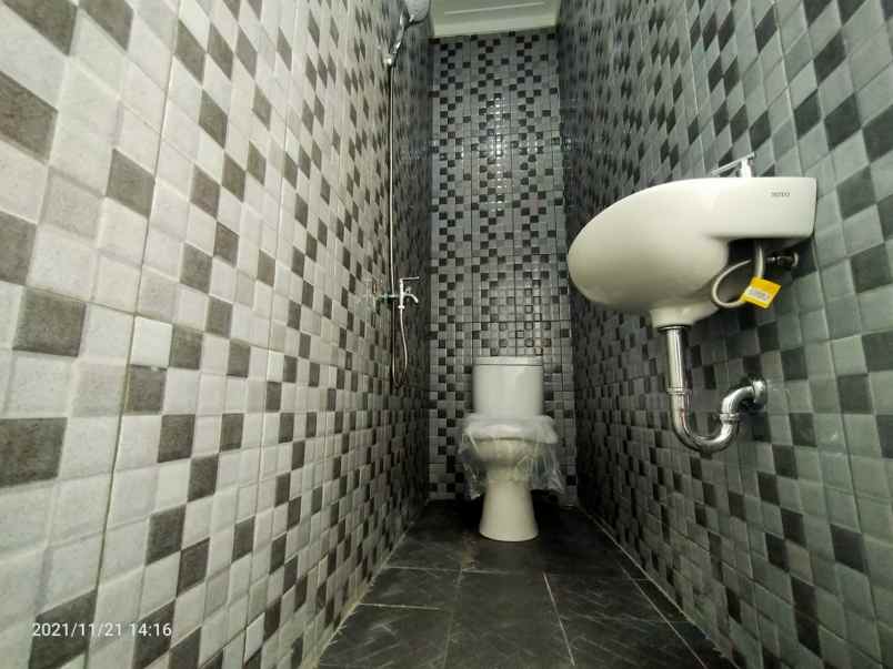 rumah jl ry kodau jati mekar