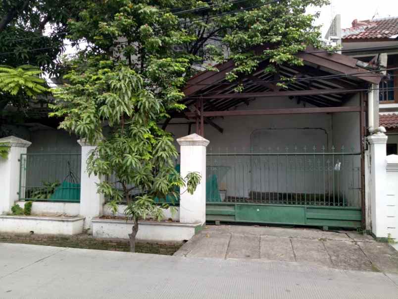 rumah jl walang baru tugu utara