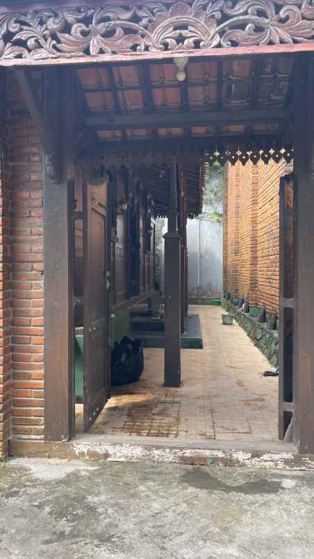 rumah joglo tembalang semarang