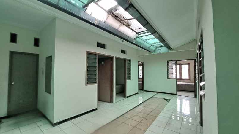 rumah kost 12 pintu strategis rawamangun jakarta timur