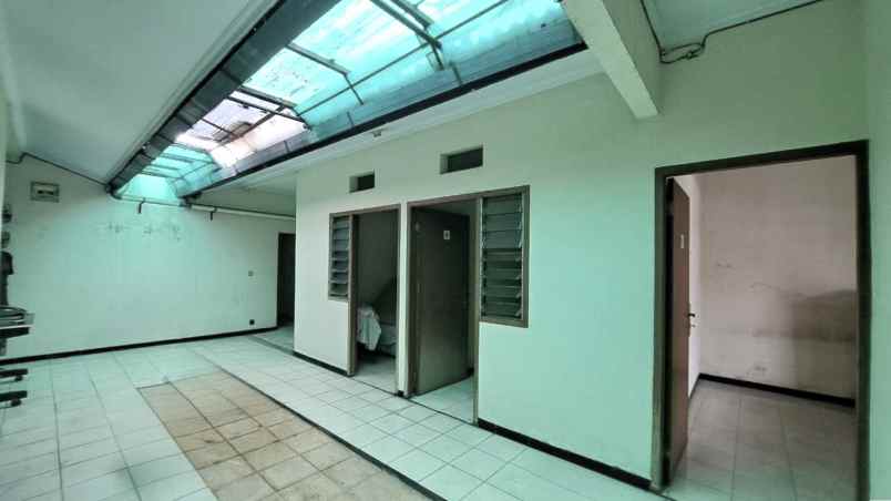 rumah kost 12 pintu strategis rawamangun jakarta timur