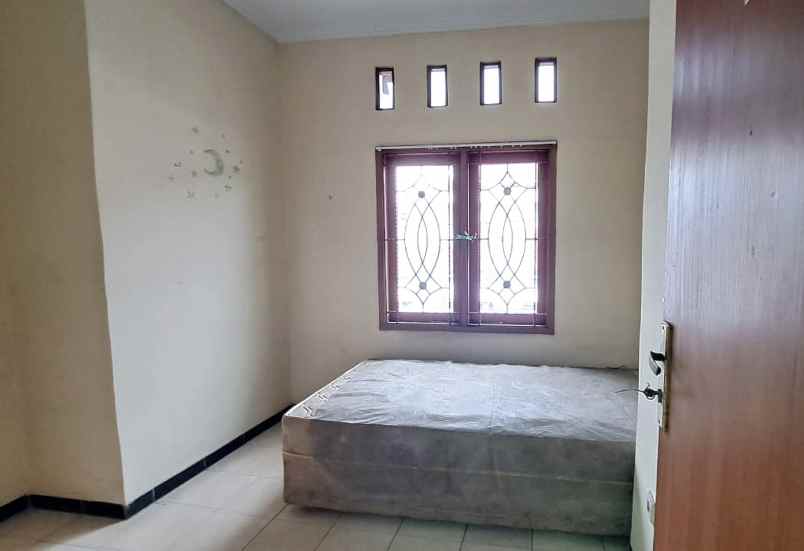 rumah kost 12 pintu strategis rawamangun jakarta timur