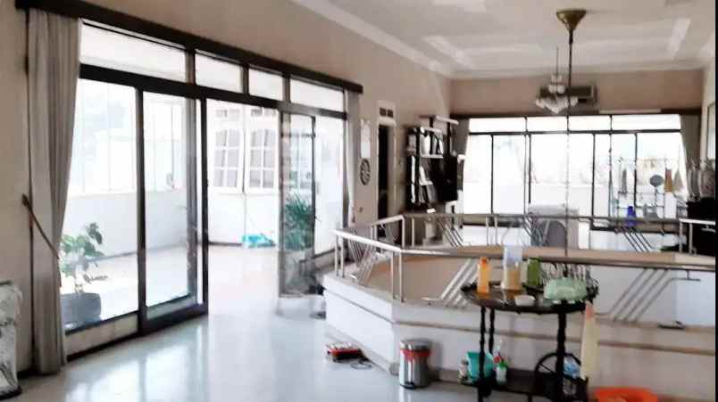 rumah manyar kertoarjo strategis favorite