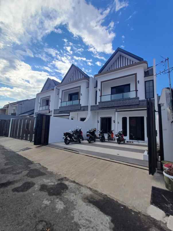 rumah mewah jagakarsa jakarta selatan siap huni