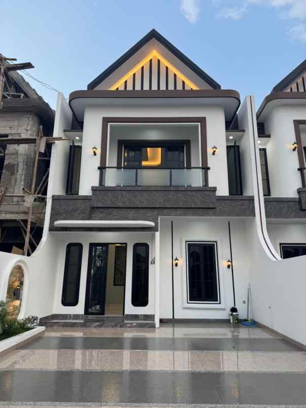 rumah mewah jagakarsa jakarta selatan siap huni