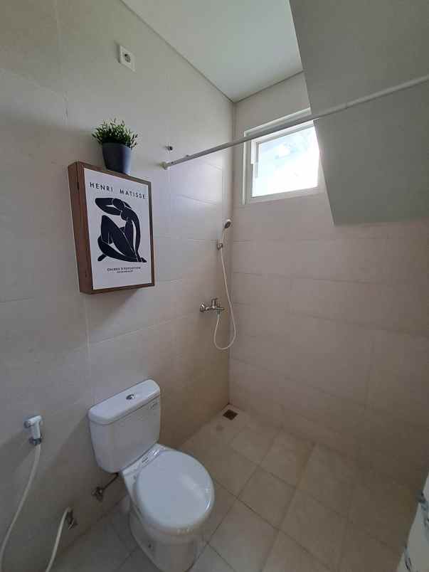 rumah mewah premium di cluster besar bsb seamrang