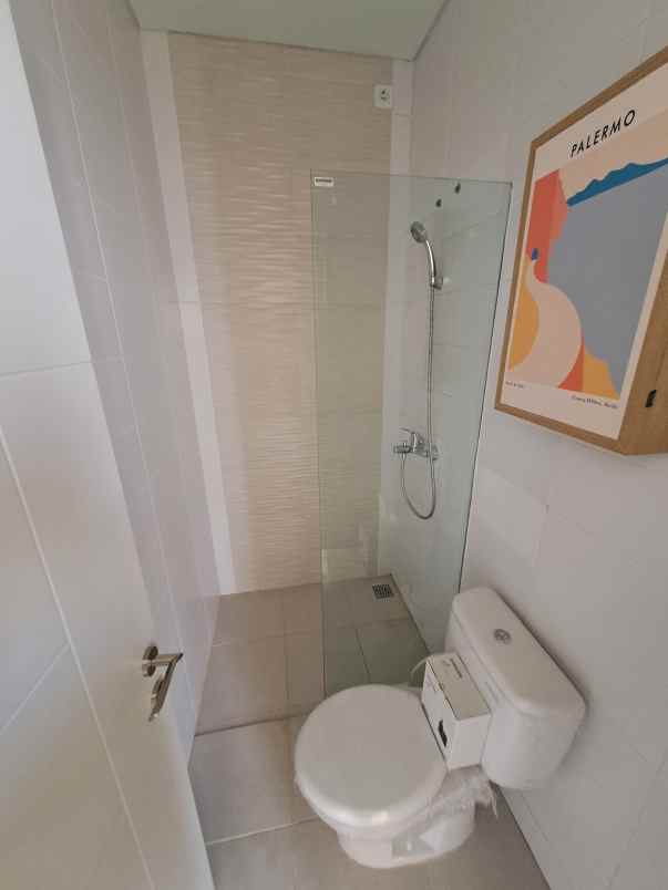 rumah mewah premium di cluster besar bsb seamrang