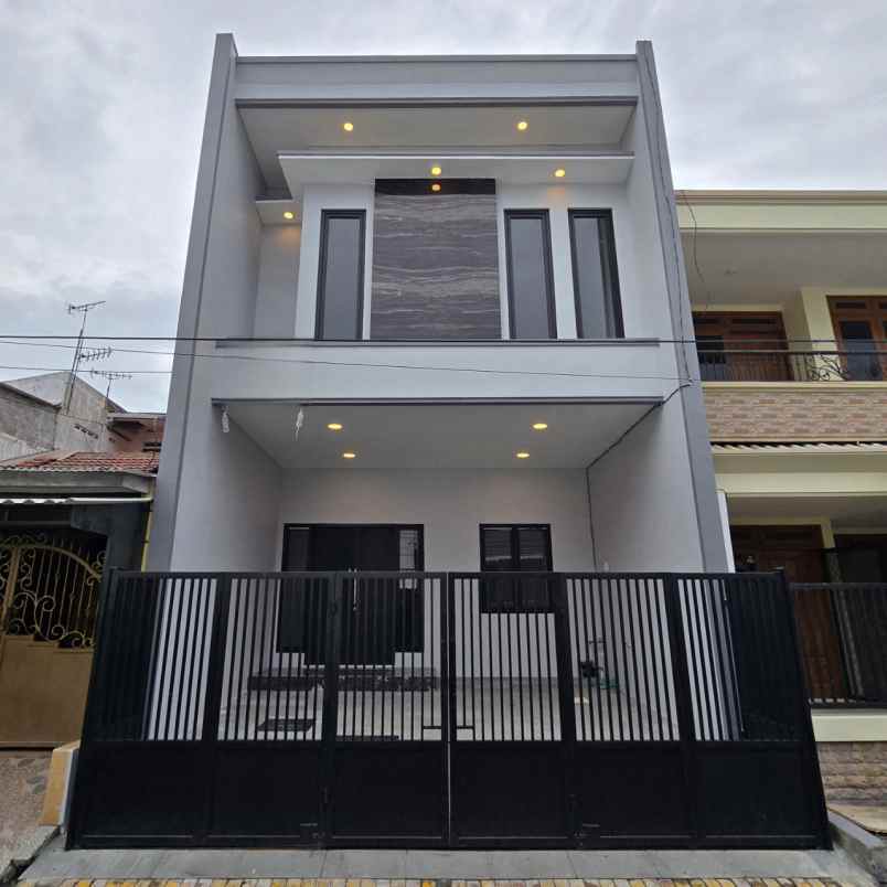 rumah mulyosari new minimalis