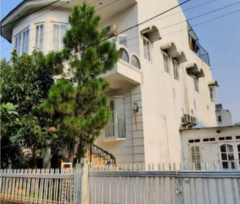 rumah murah komplek telkom tebet jaksel