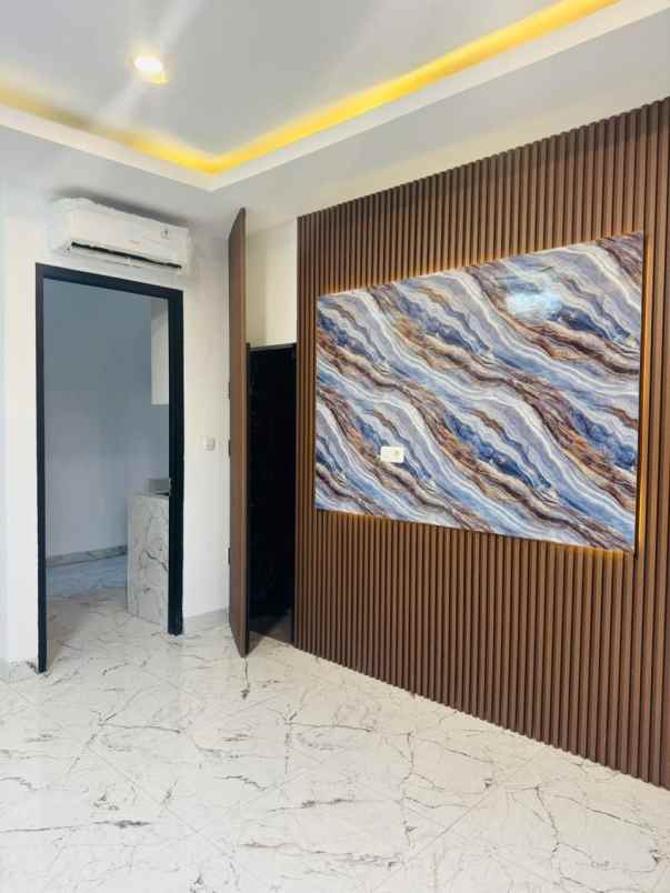 rumah pakuwon city new minimalis siap huni furnish