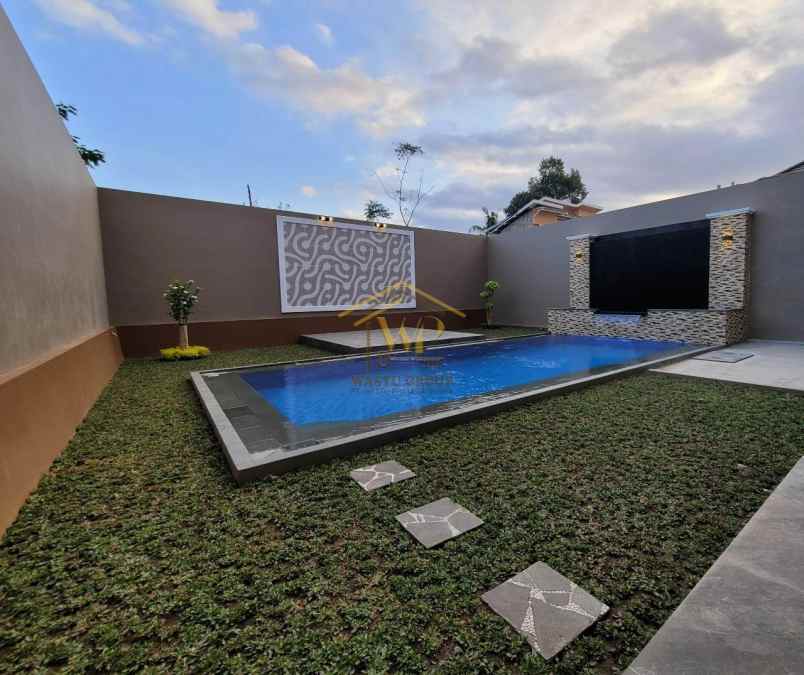 rumah siap huni 2 lantai paling mewah di purwomartani