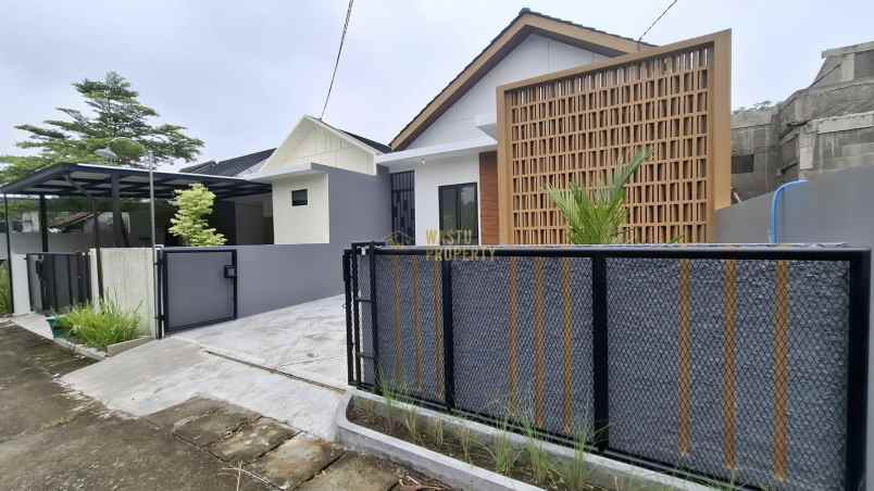 rumah siap huni 3 kamar tidur di ngaglik sleman