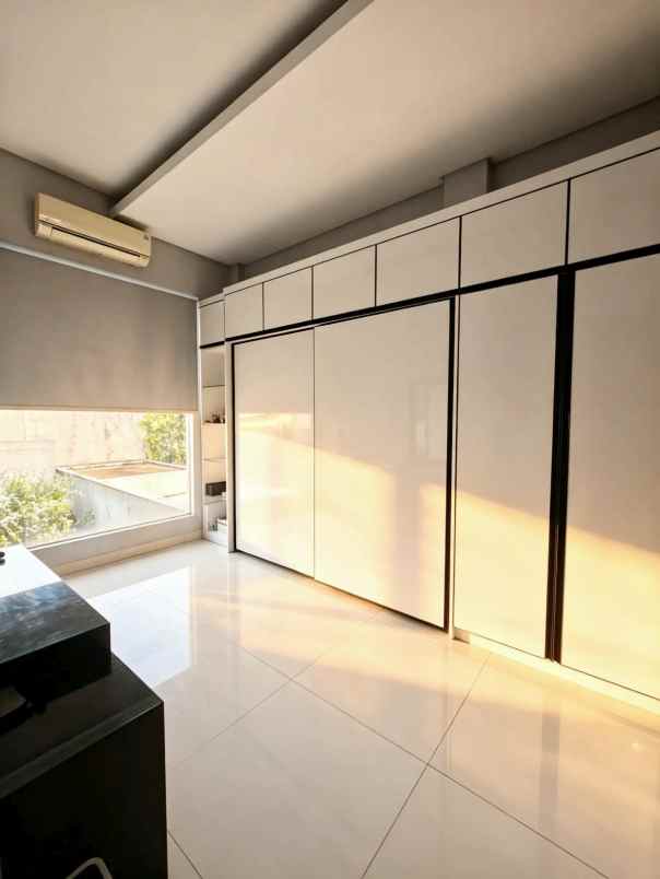 rumah siap huni bsd taman giri loka