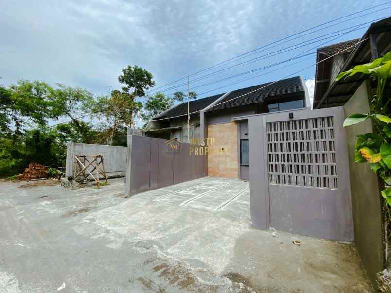 rumah siap huni carpot luas harga nego di ngemplak