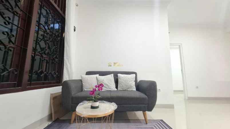 rumah siap huni dalam perumahan di dekat condong catur