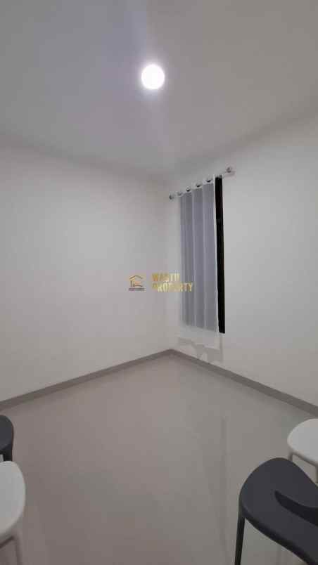 rumah siap huni dalam perumahan di dekat condong catur