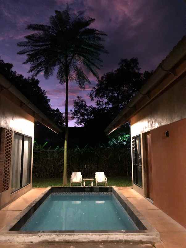 rumah siap huni dengan konsep villa di kemang bogor