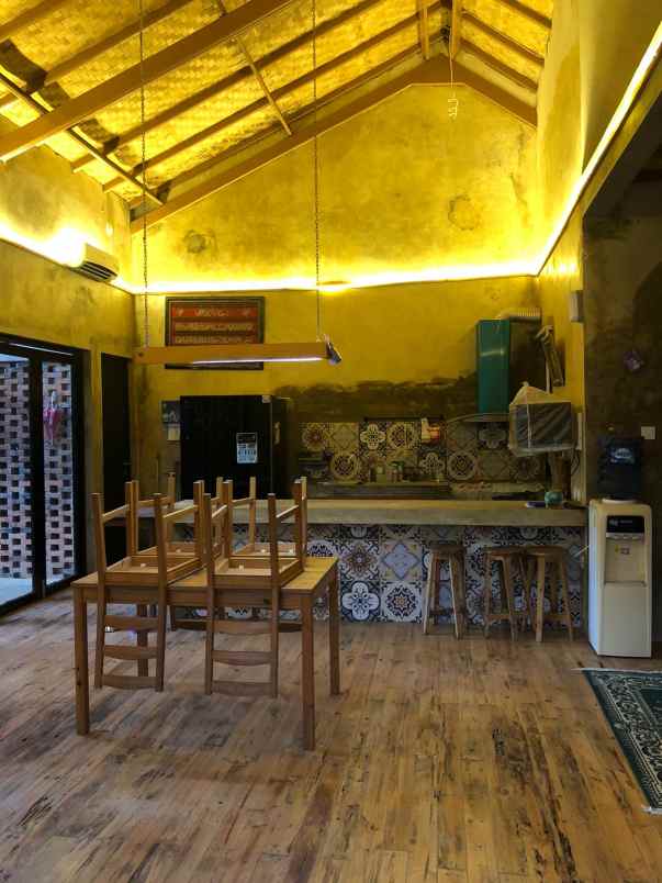 rumah siap huni dengan konsep villa di kemang bogor