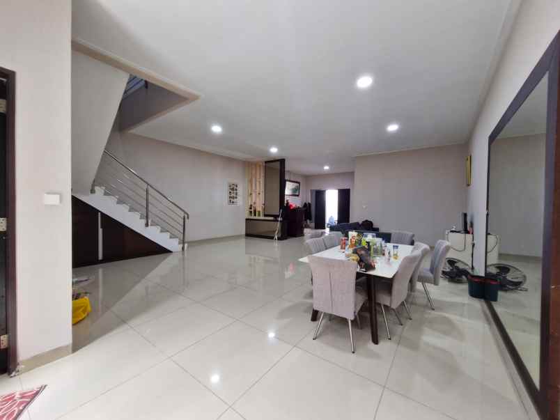 rumah siap huni di citra garden jakarta barat