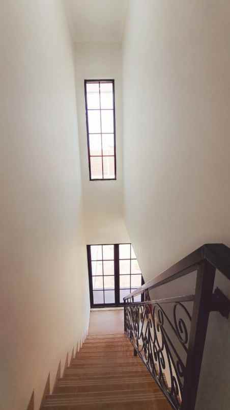 rumah siap huni jatimekar dekat lrt jatibening