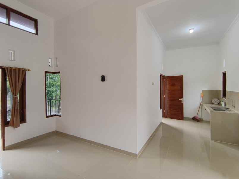 rumah strategis siap huni 121 m dekat smp n 1 gamping