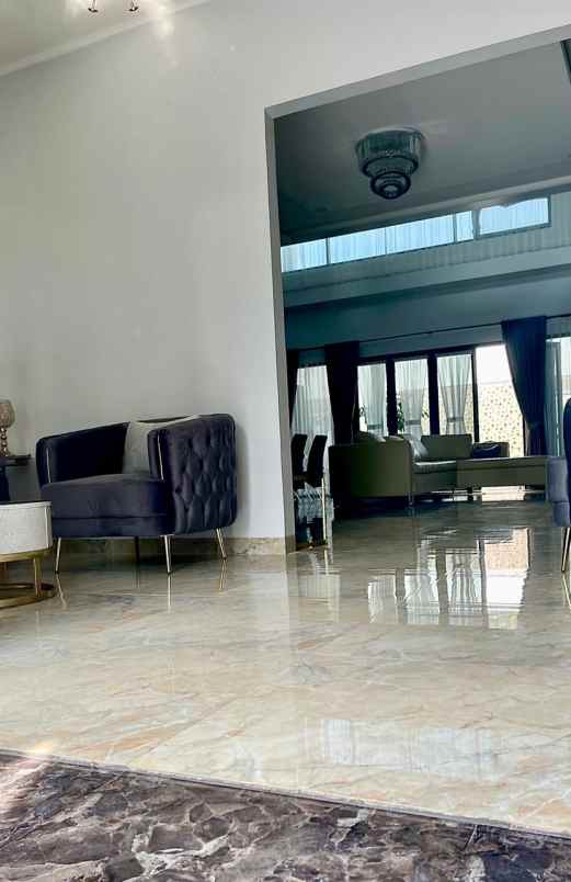 rumah sultan pondok cabe private pool super luas