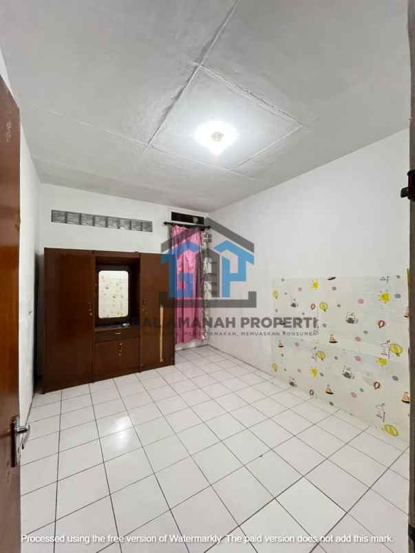 rumah terawat cihanjuang cibabat lt luas jarang ada