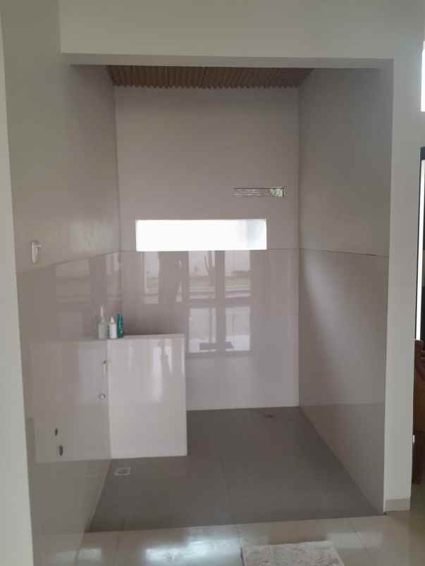 rumah villa mewah free ac lokasi tidar