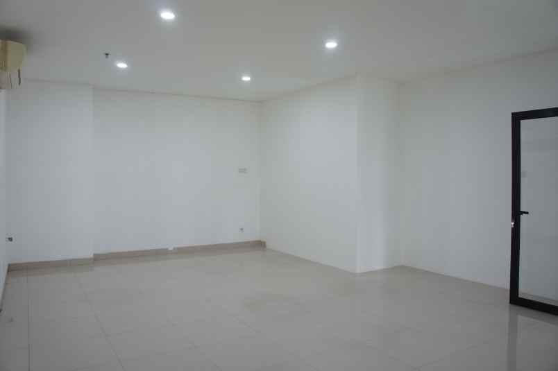 sewa office space gedung wahid 27