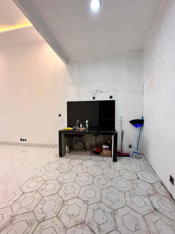 siap huni di bekasi kota rumah luas harga murah