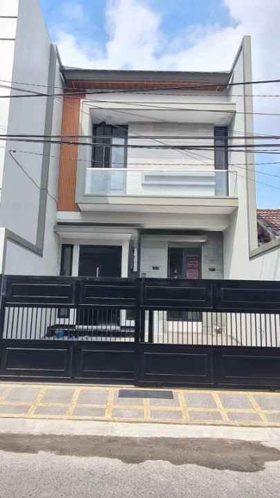 sisa 1 unit rumah baru gress nginden intan timur