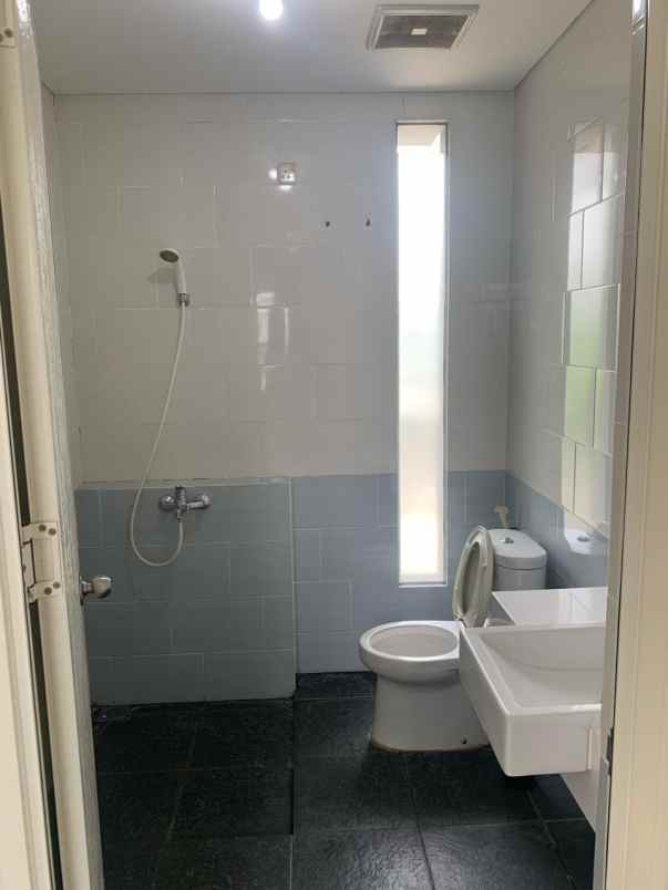 suvarna sutera dijual rumah cluster bahana