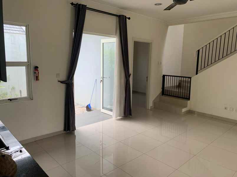 suvarna sutera dijual rumah cluster bahana