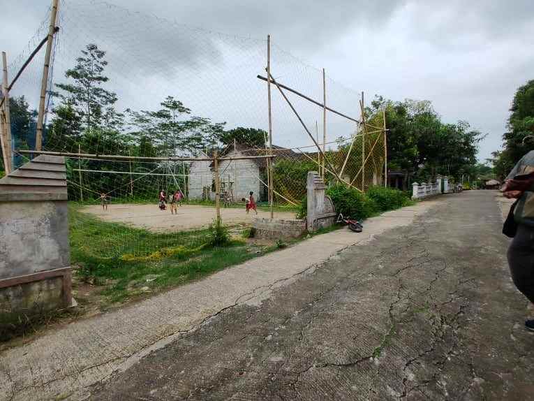 tanah dekat pasar plangsalam