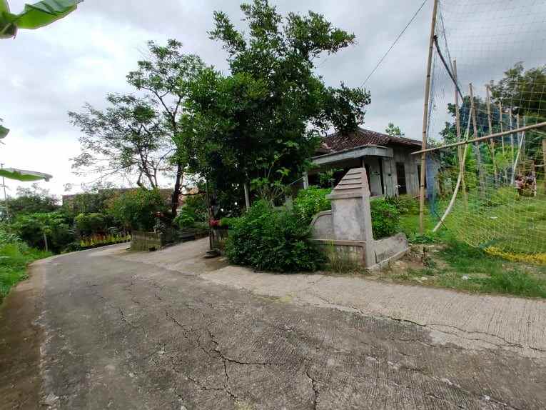 tanah dekat pasar plangsalam