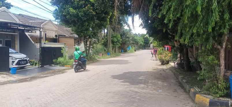 tanah jalan raya legok parung