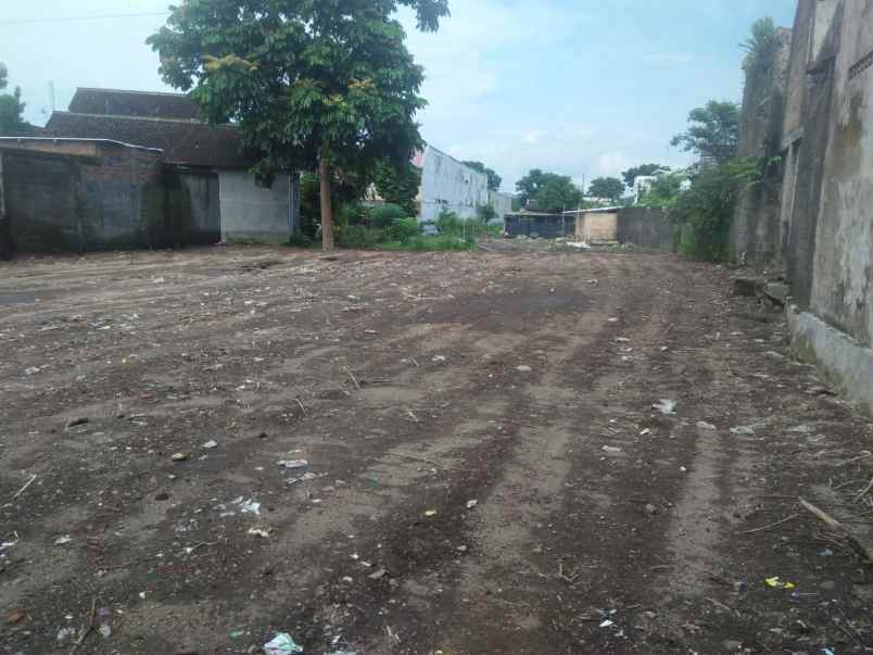 tanah kosong kwarasan dalam ringroad yogyakarta