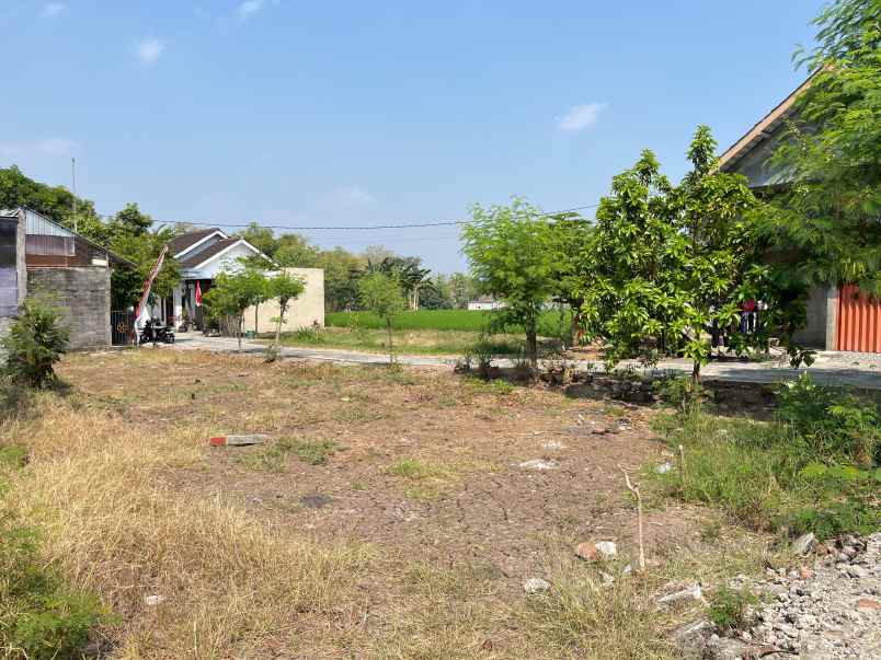 tanah strategis dekat pusat kota sragen hanya 2jt m