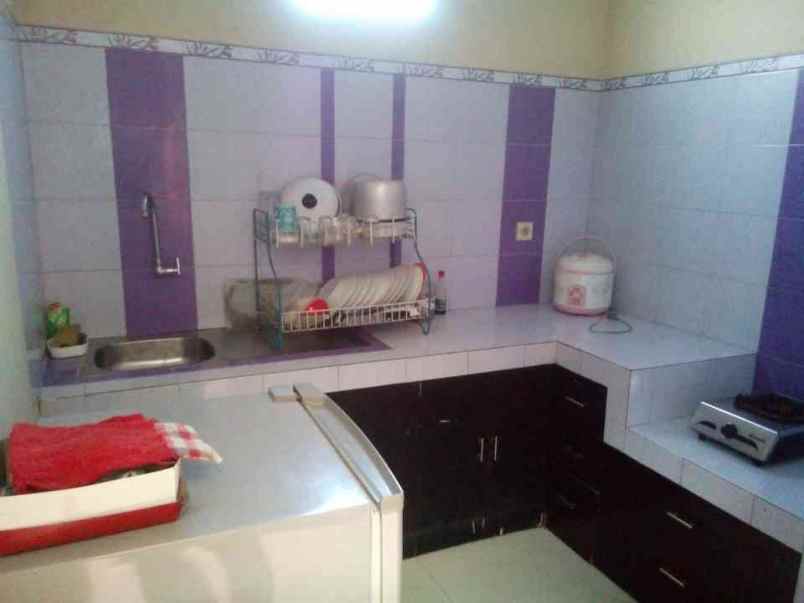 villa jl raya cipanas tarogong