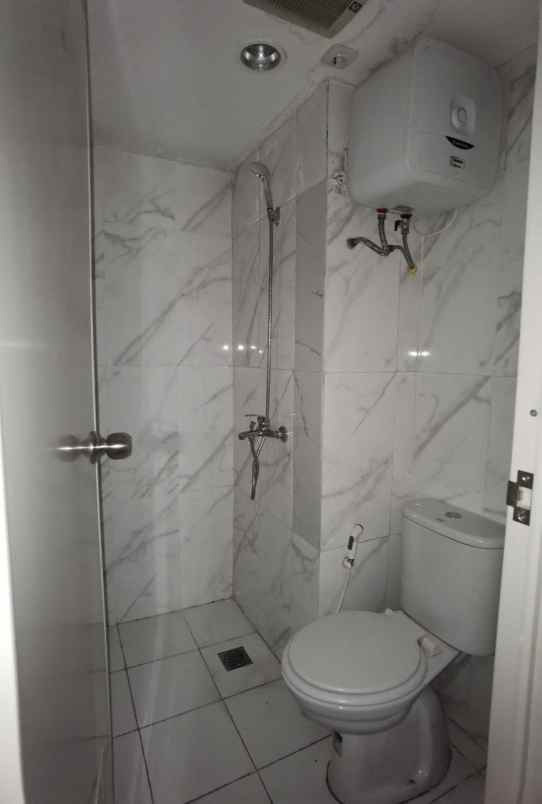 apartemen podomoro golf view full furnished 2br