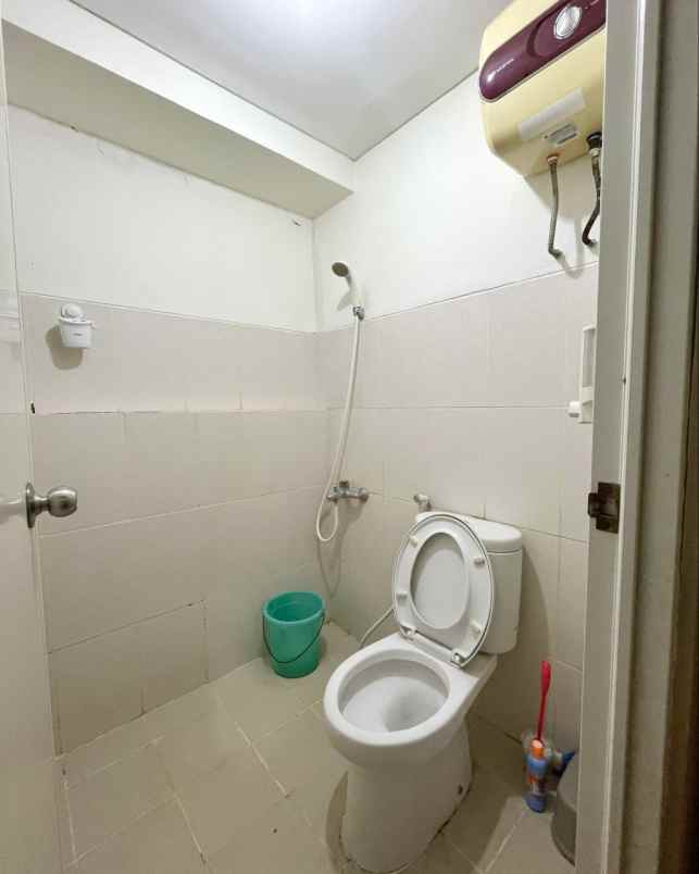 apartment educity pakuwon city siap huni furnish