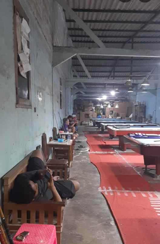 bangunan usaha sambiroto semarang