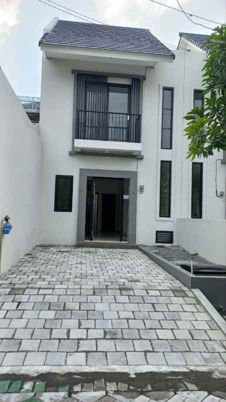 dijual 3 unit rumah baru rungkut menanggal