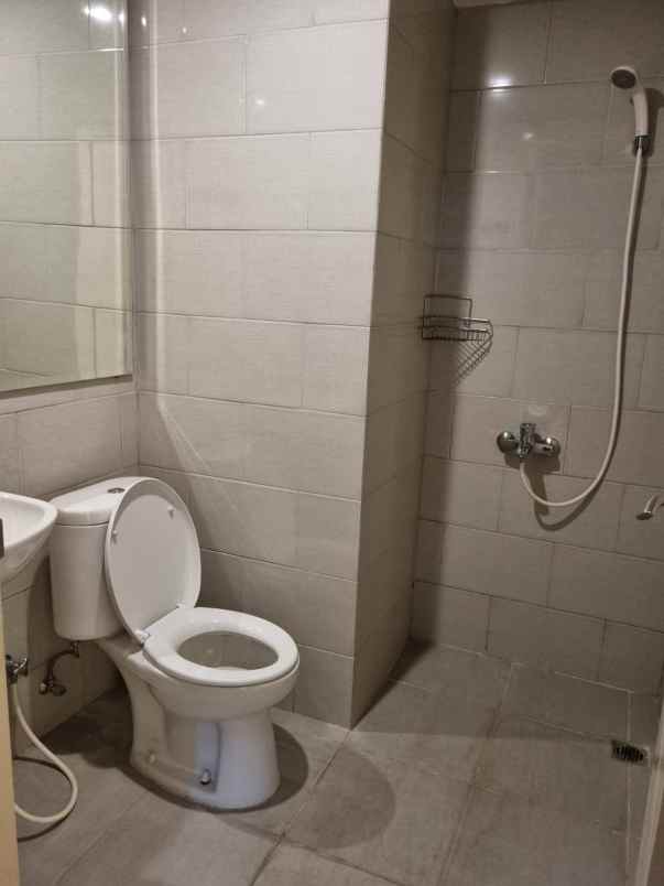 dijual apartemen apartemen anderson pakuwon