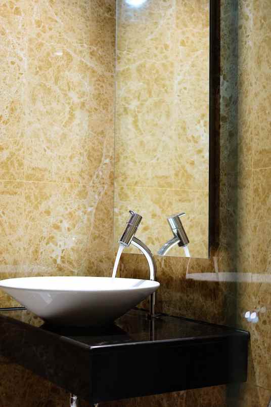 dijual apartemen grand sungkono lagoon