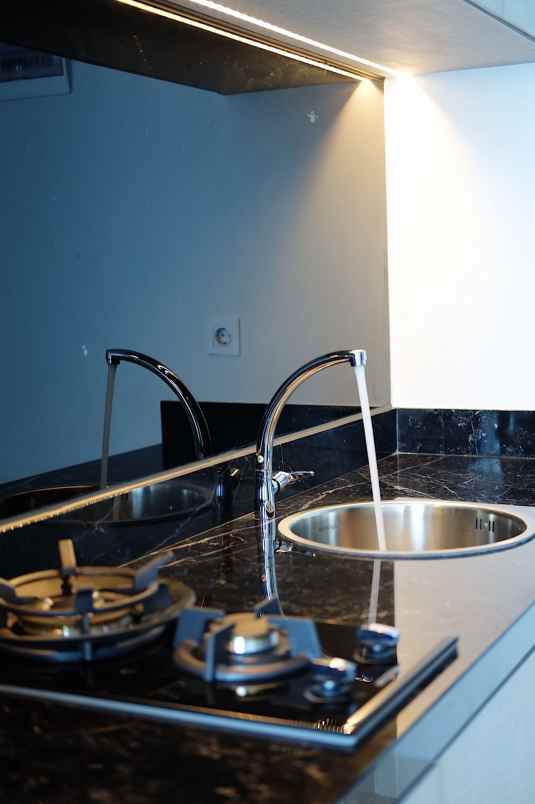 dijual apartemen grand sungkono lagoon