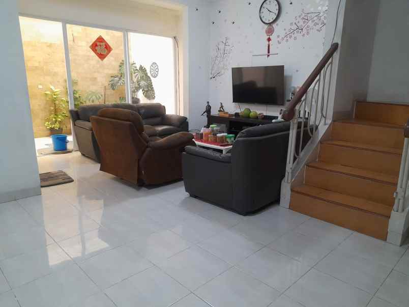 dijual cepat rumah 2lantai di janur elok kelapa gading